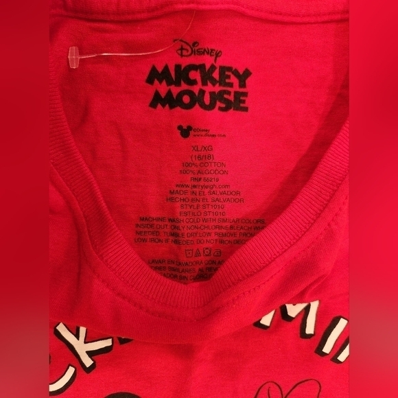 Disney Mickey Mouse and Minnie Women's Short Sleeve T Shirt, Red, XL, NWOT - Picture 6 of 6